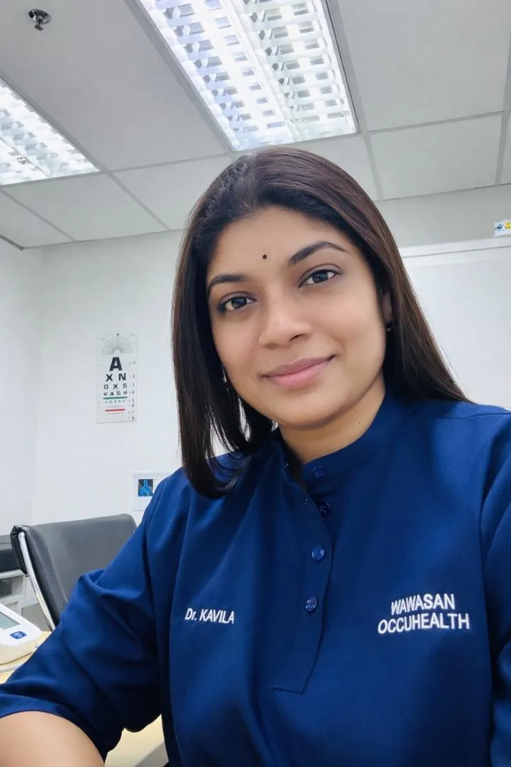 Dr. Kavilashini Selvarajah in clinic